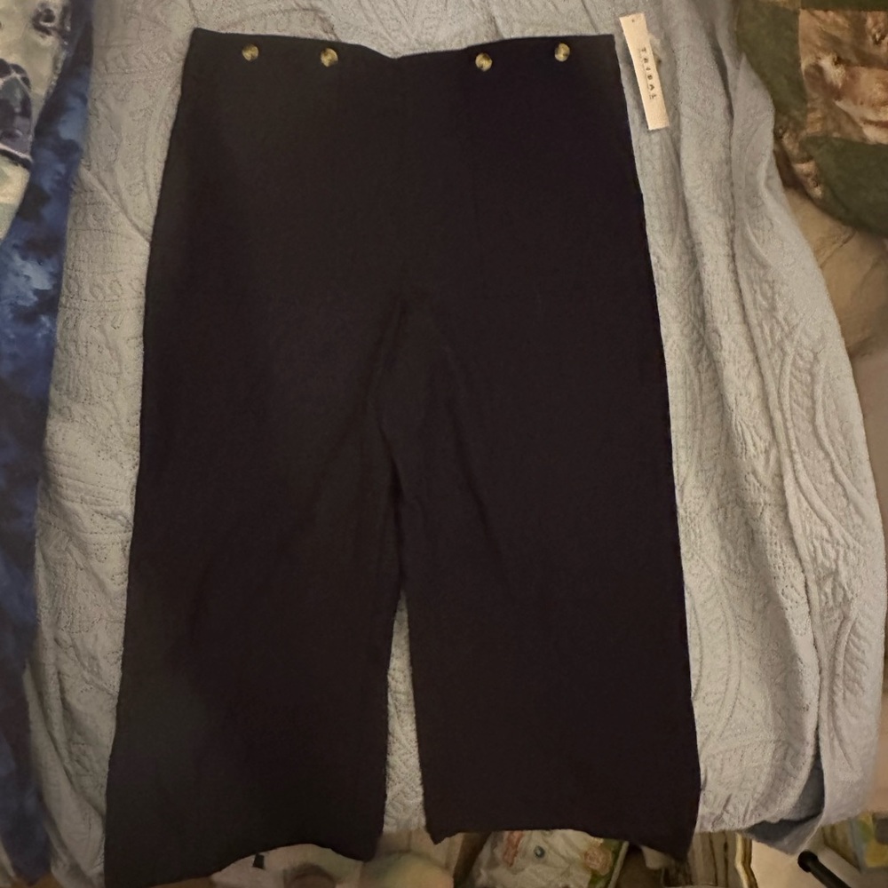 NWT Tribal Dark Navy Cropped‎ Pants
